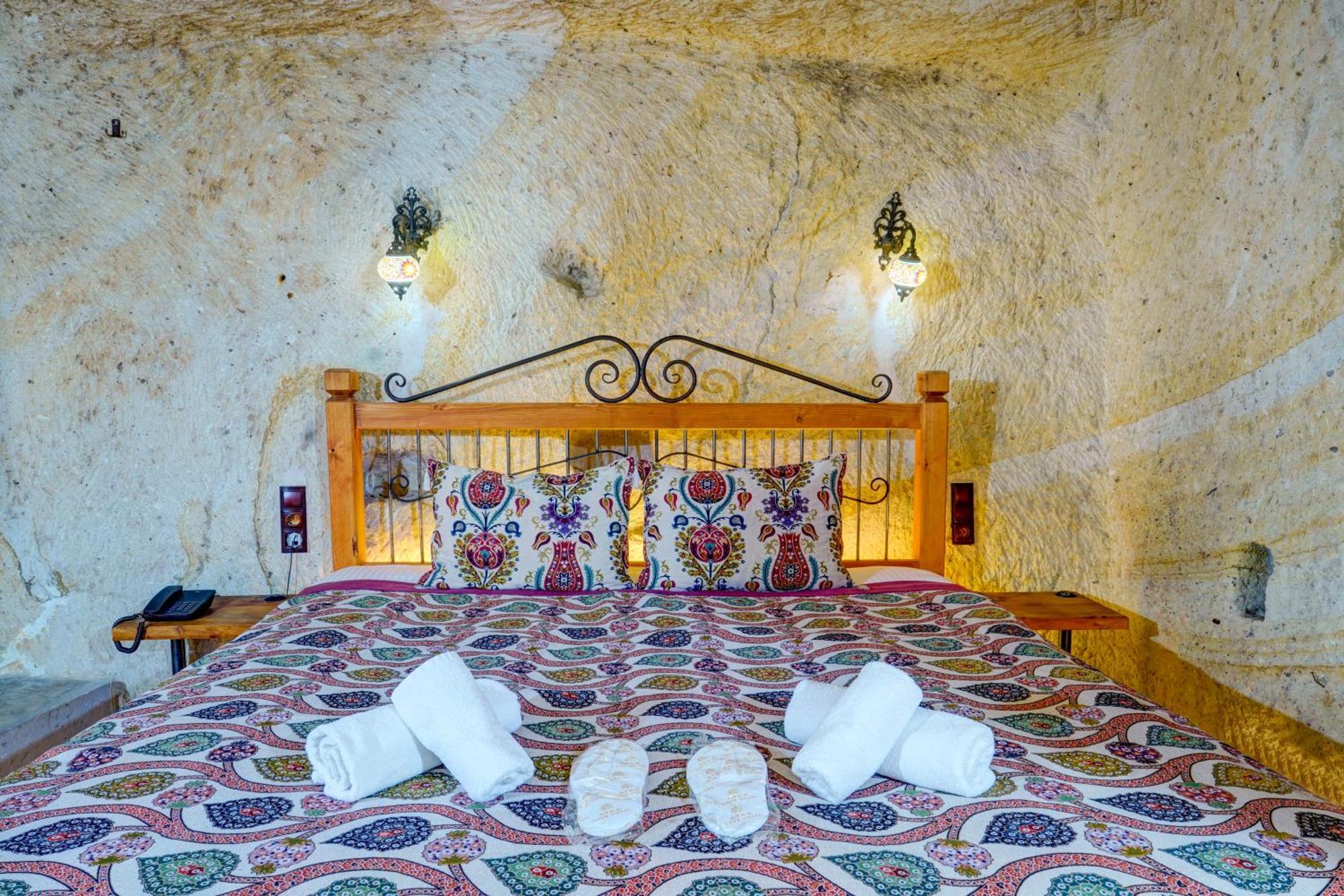 阿瓦诺斯Atax Cave House住宿加早餐旅馆 外观 照片